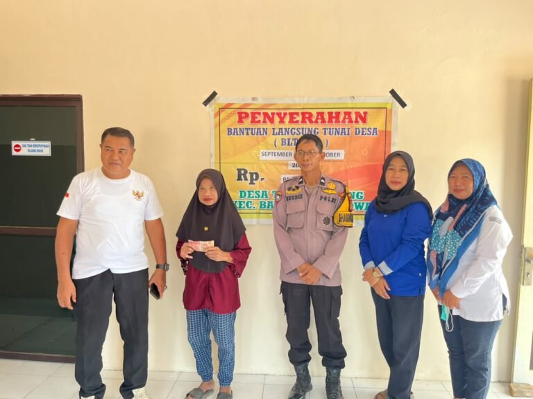 Penyaluran BLT DD Desa Tangkebajeng